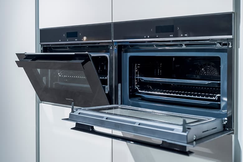 Oven-en-combi-stoomoven-van-Siemens-StudioLine.jpg
