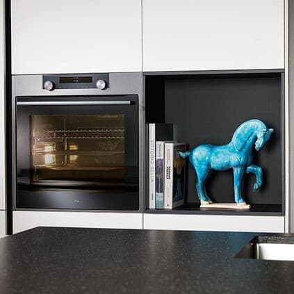 Oven met nis