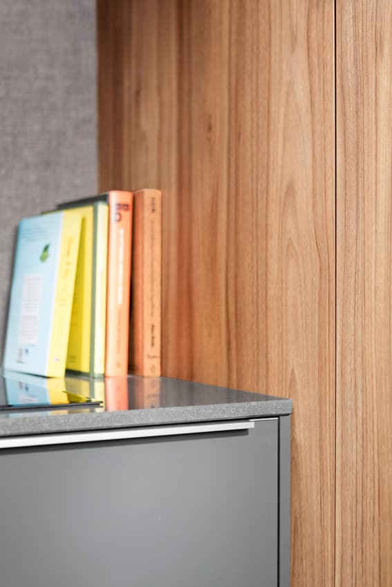 Kooi-415-detail-werkblad-kast-2.jpg