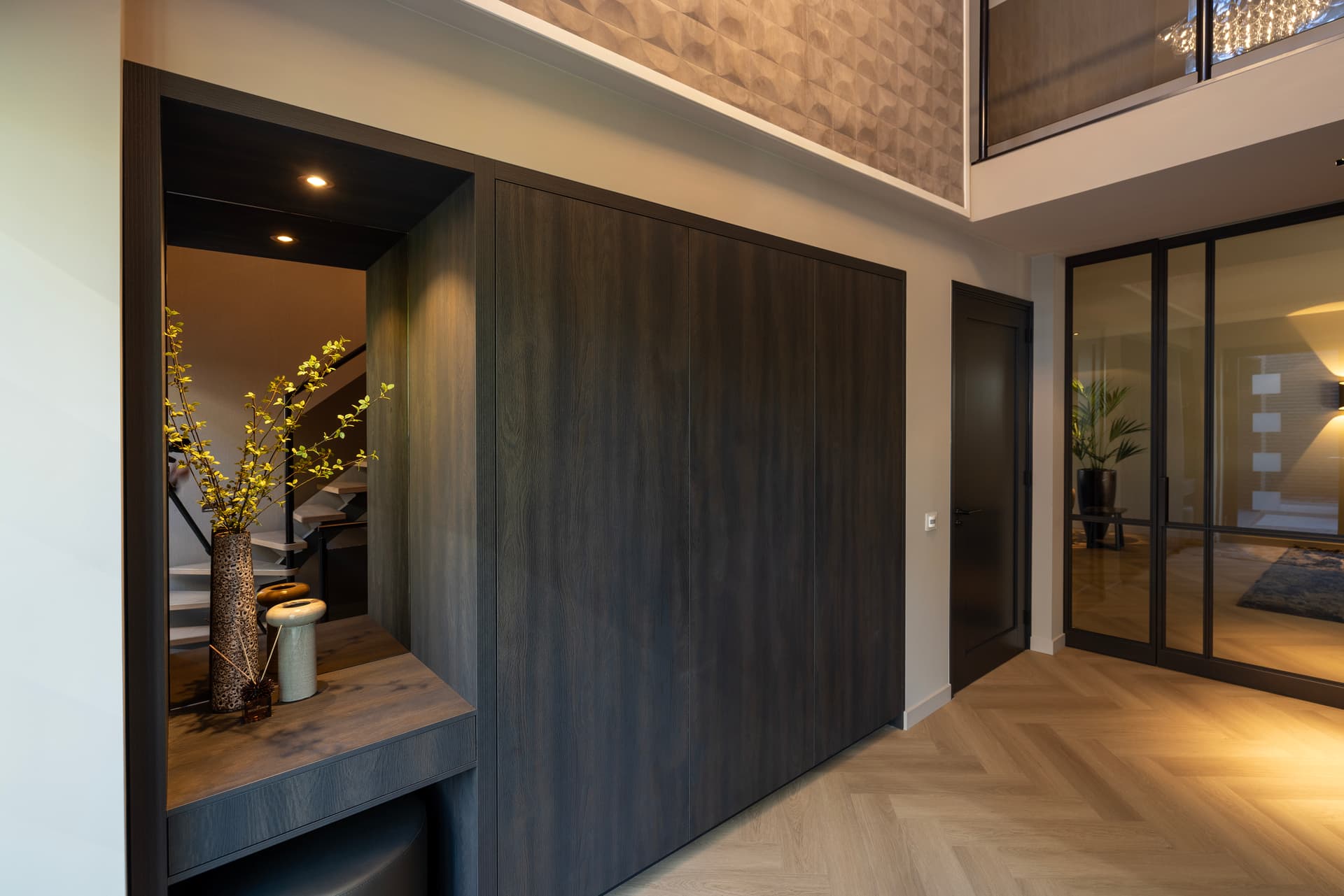 Garderobe van Woonvilla naar Droomvilla