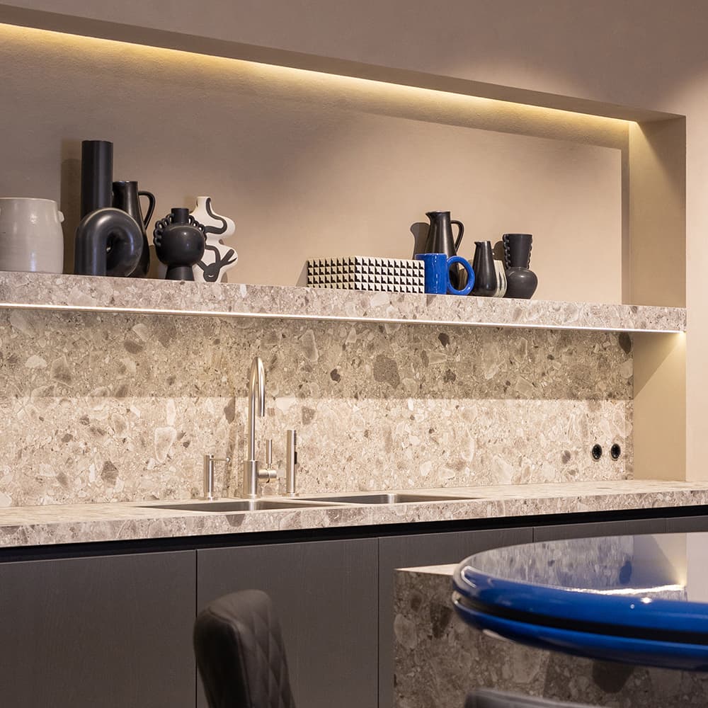 Barletti blauwe open keuken