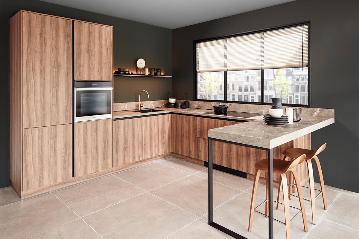 Houten U-keuken